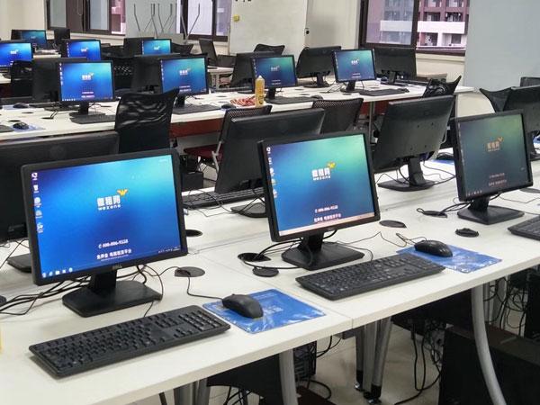 医学院校引进台式电脑租赁服务，提高教学质量与效率！